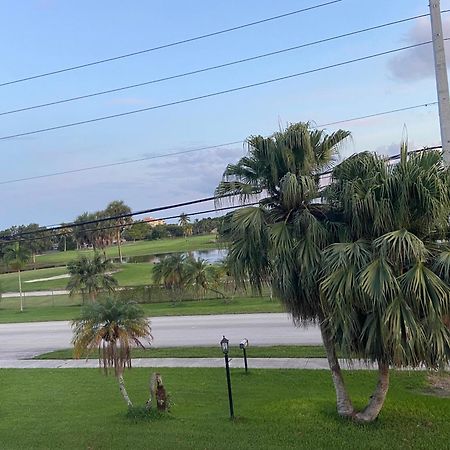 Remodeled And Comfortable Rv - Free Parking Miami Kültér fotó