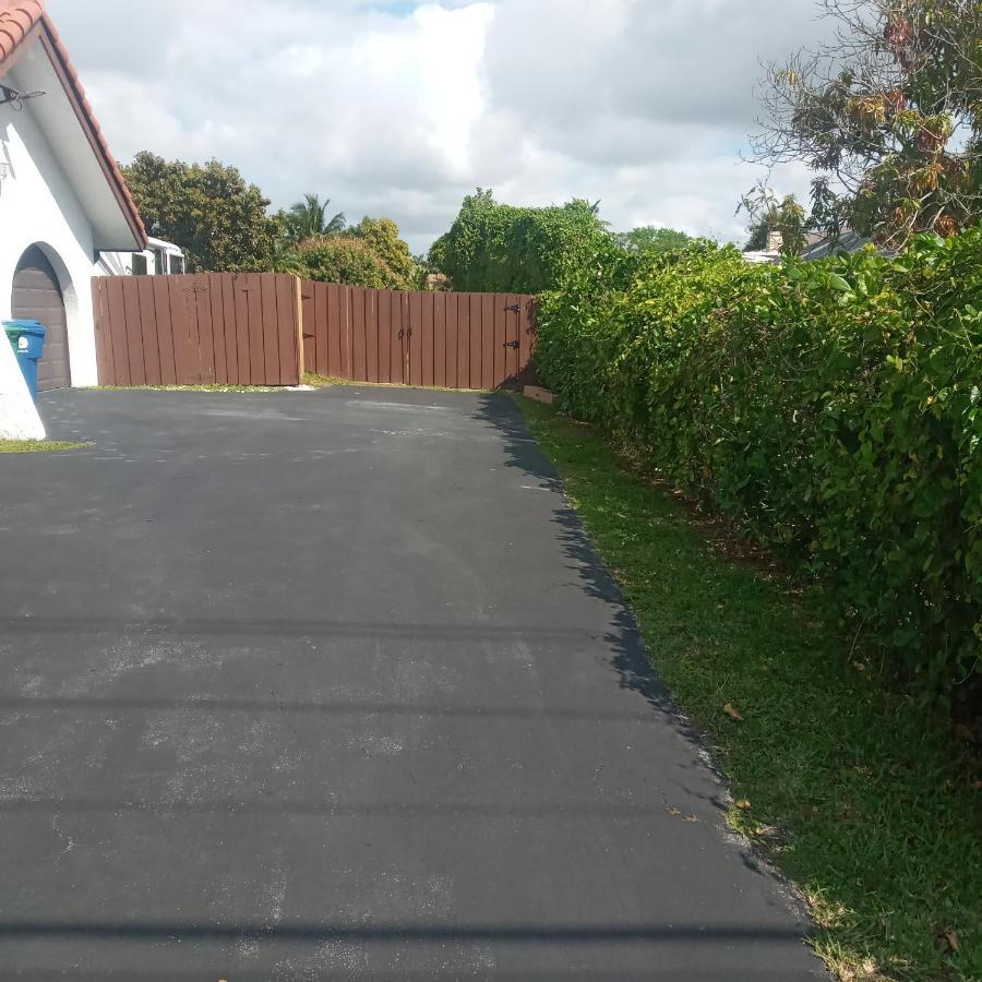 Remodeled And Comfortable Rv - Free Parking Miami Kültér fotó